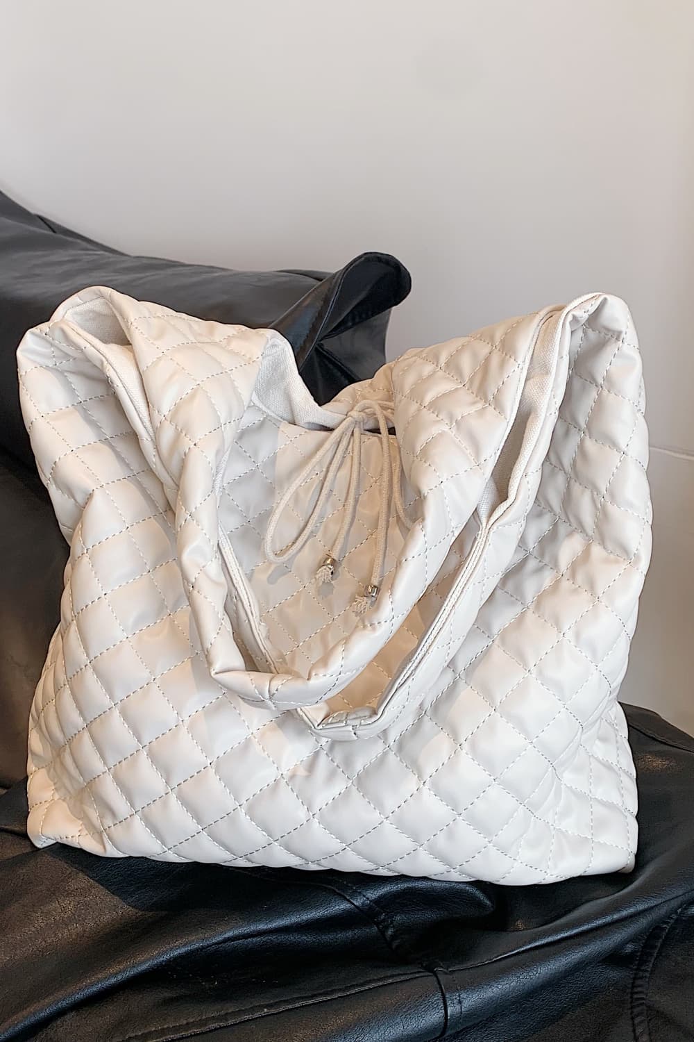 PU Leather Handbag - Plume & Peak