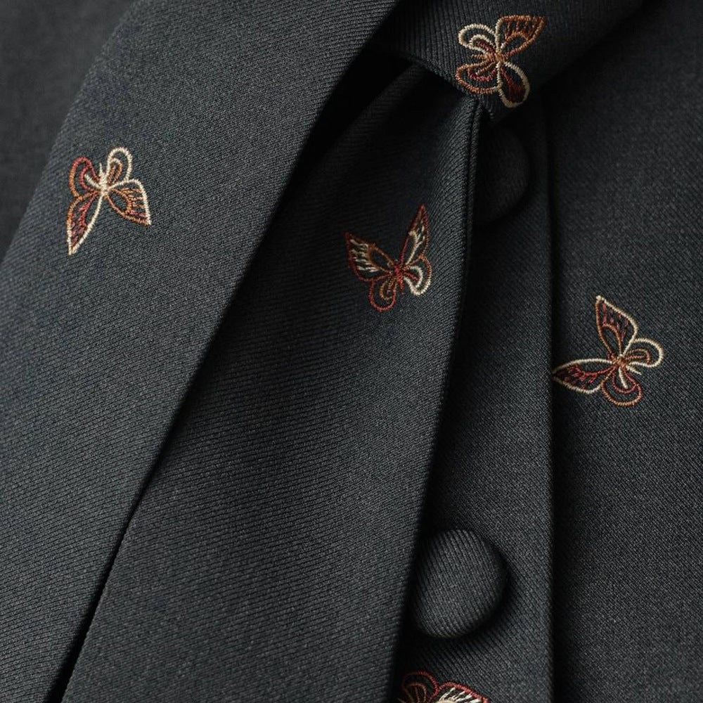 Tailored Embroidered Blazer & Pleated Skirt Set – Effortless Elegance with an Edge - Plume & Peak