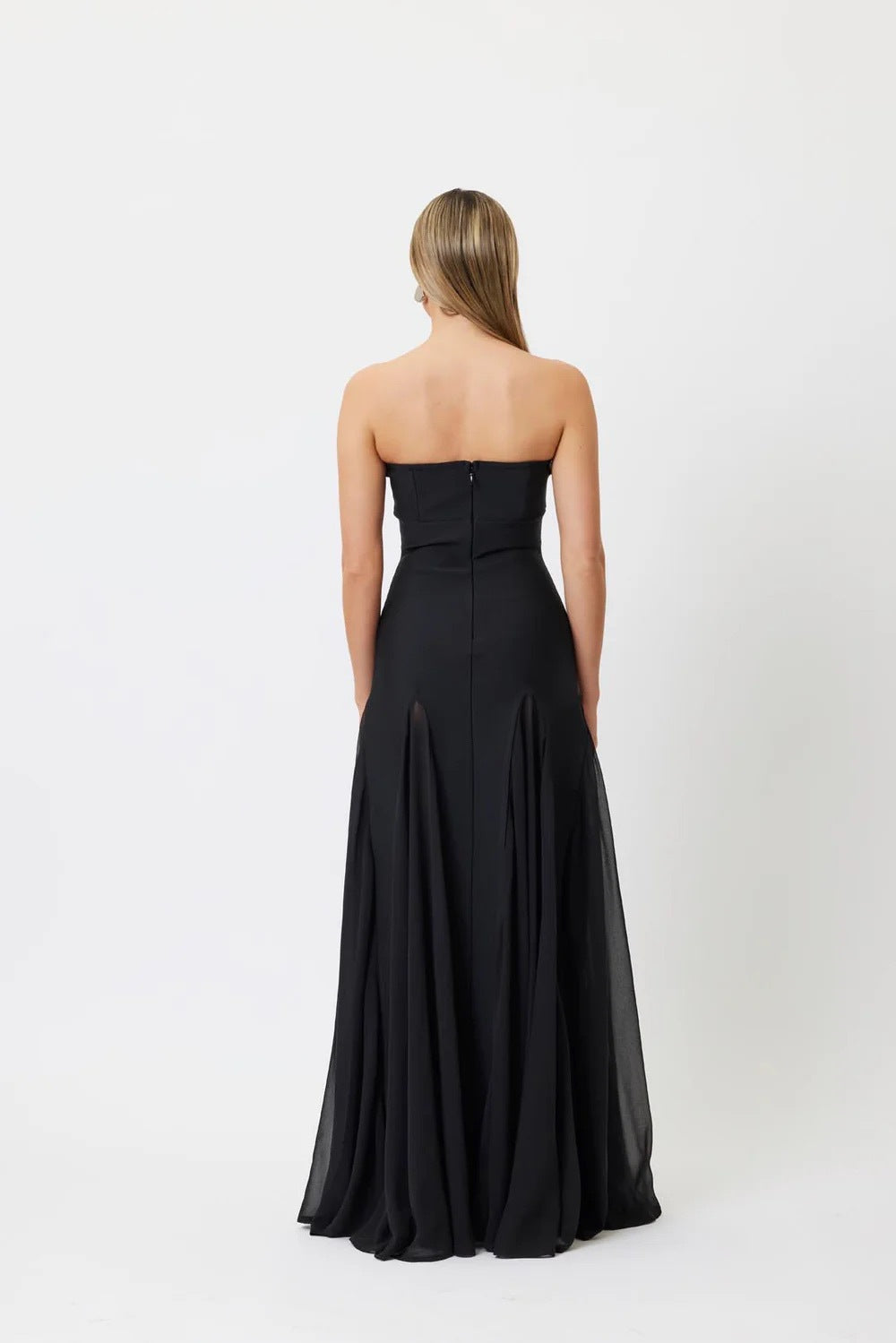The Monte Lumière Gown - Plume & Peak