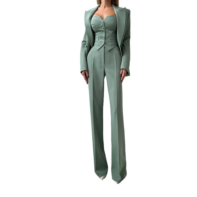 EuroChic Spring 2025 Womens ThreePiece Suit Set - Plume & Peak