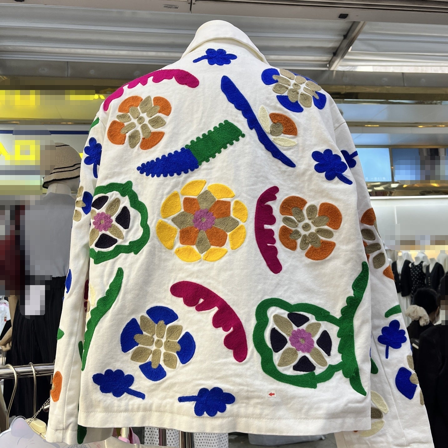 Folkbloom Tapestry Jacket 2025 - Plume & Peak
