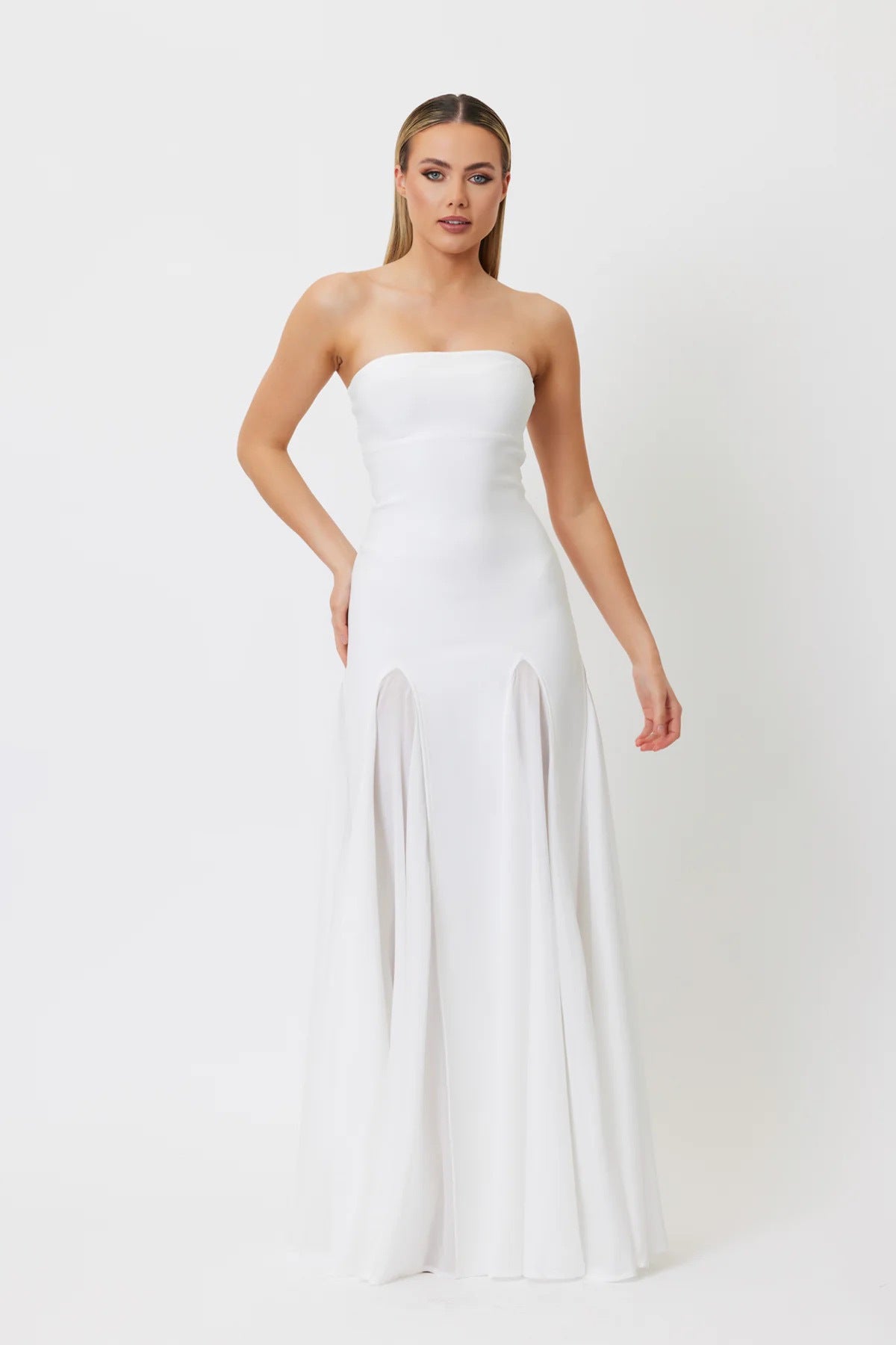 The Monte Lumière Gown - Plume & Peak