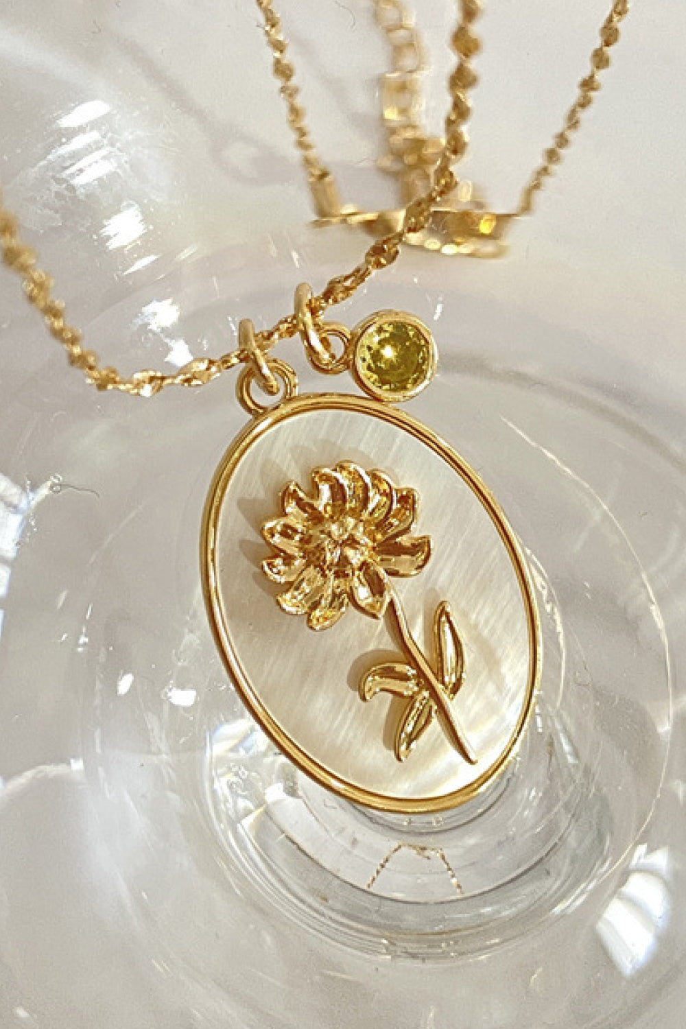 Flower Shell Pendant Copper Necklace - Plume & Peak