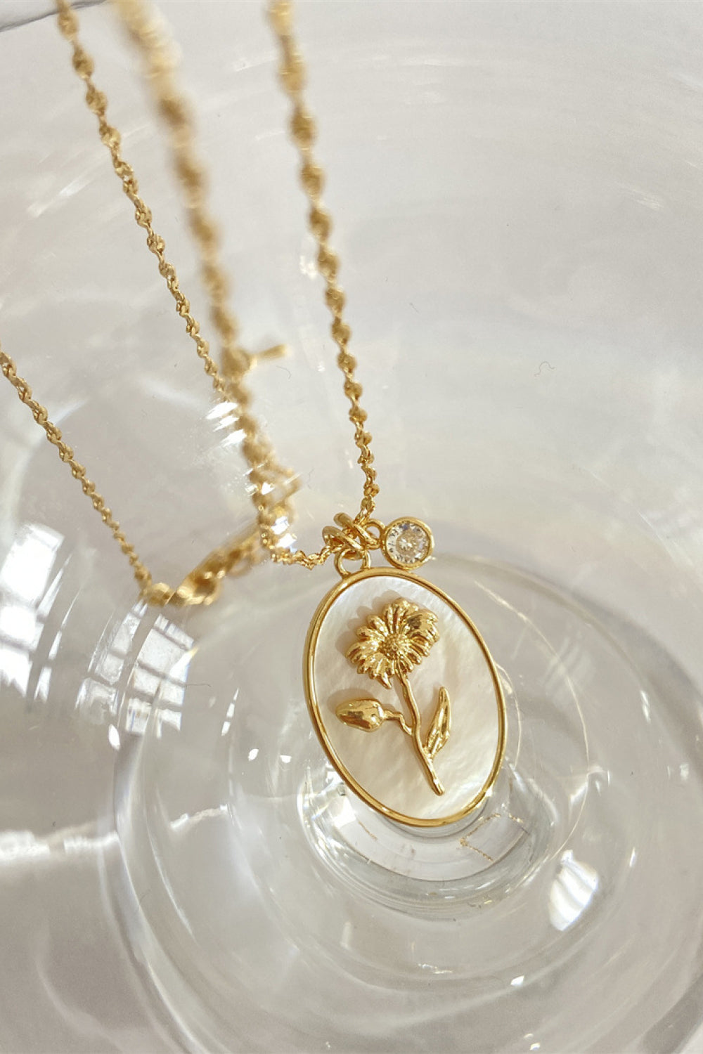 Flower Shell Pendant Copper Necklace - Plume & Peak