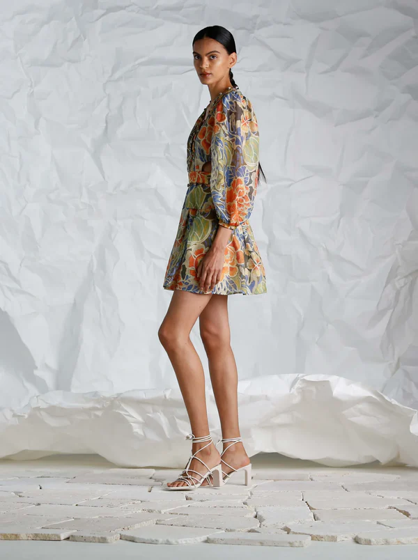 Vintage Floral VNeck Spring Dress for Women - Plume & Peak