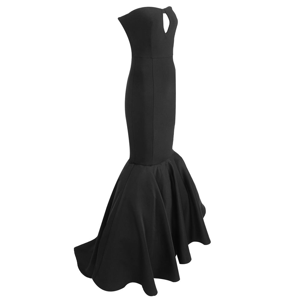 The Midnight Muse Gown – Strapless Black Mermaid Silhouette - Plume & Peak