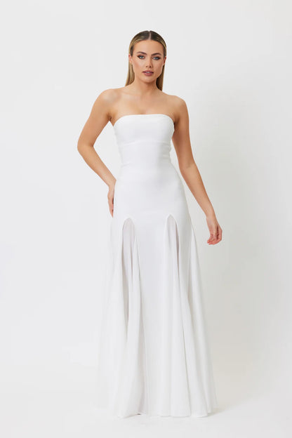 The Monte Lumière Gown - Plume & Peak
